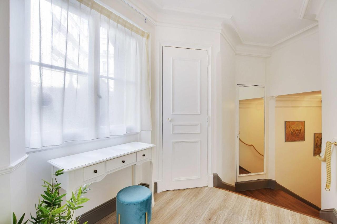 Magnifique Appartement - 2Br - 6P - Place De L'Etoile Paris Exteriör bild
